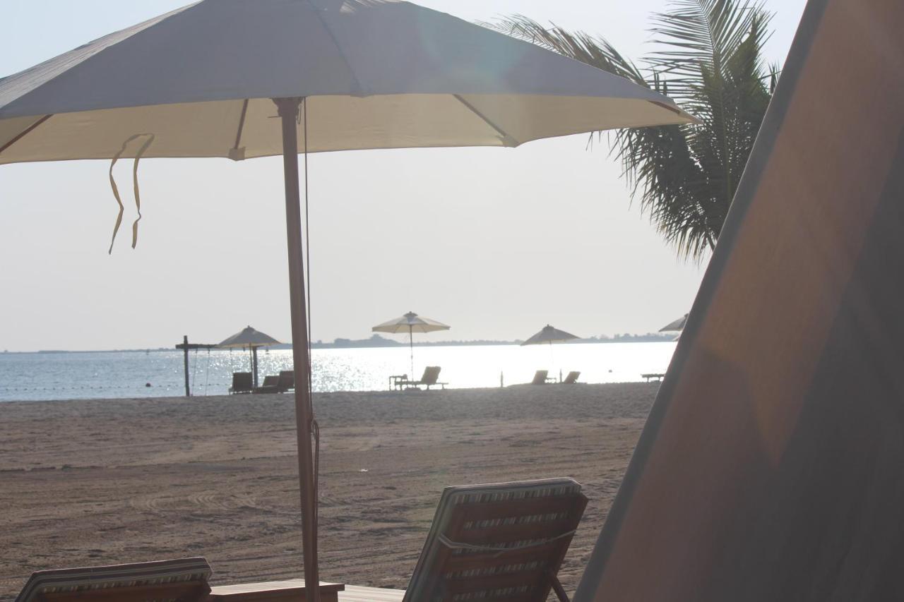 Bab Al Nojoum Hudayriyat Camp Hotell Abu Dhabi Exteriör bild