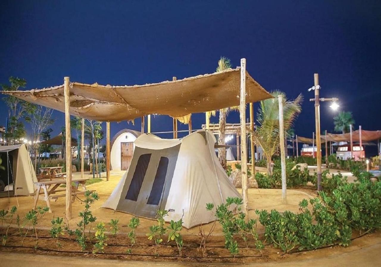 Bab Al Nojoum Hudayriyat Camp Hotell Abu Dhabi Exteriör bild