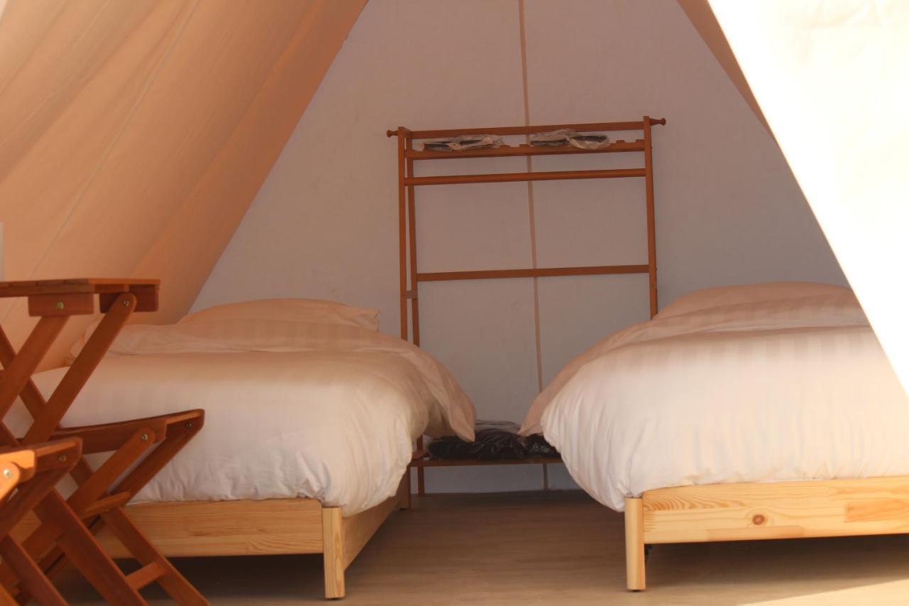Bab Al Nojoum Hudayriyat Camp Hotell Abu Dhabi Exteriör bild